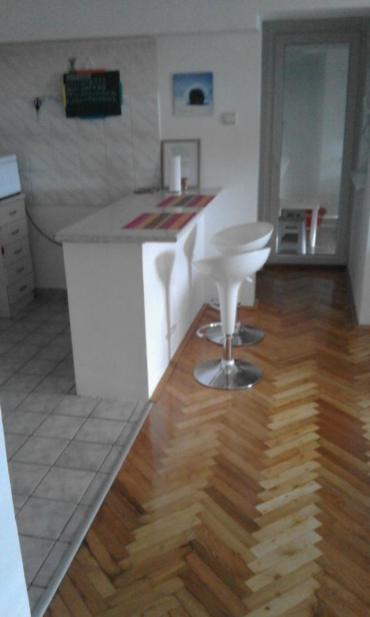 Tami Apartment Novi Sad Ngoại thất bức ảnh